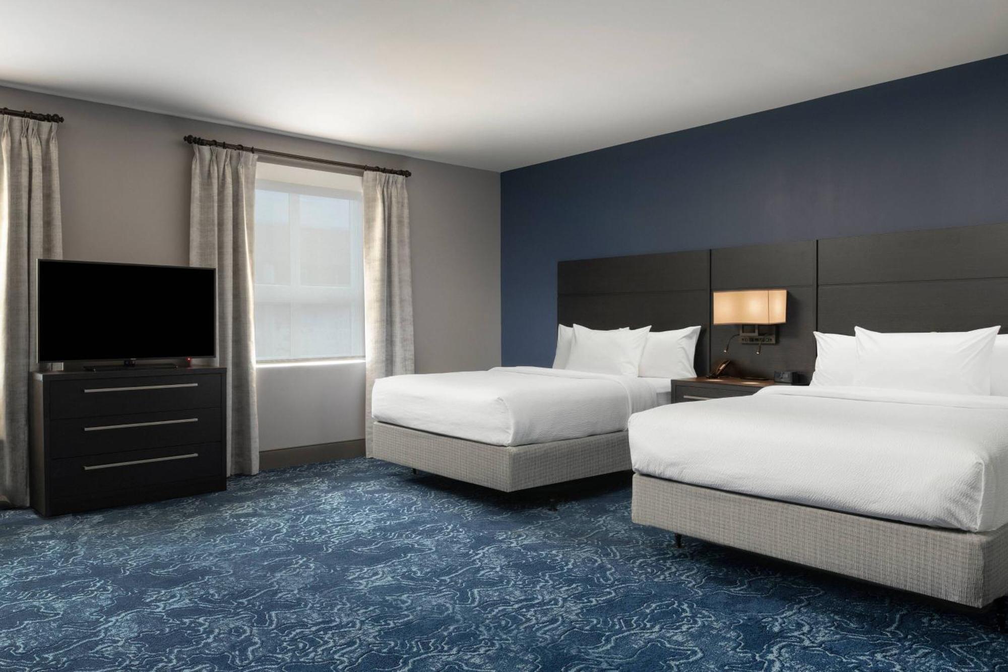 Residence Inn By Marriott Manchester Downtown Exterior photo
