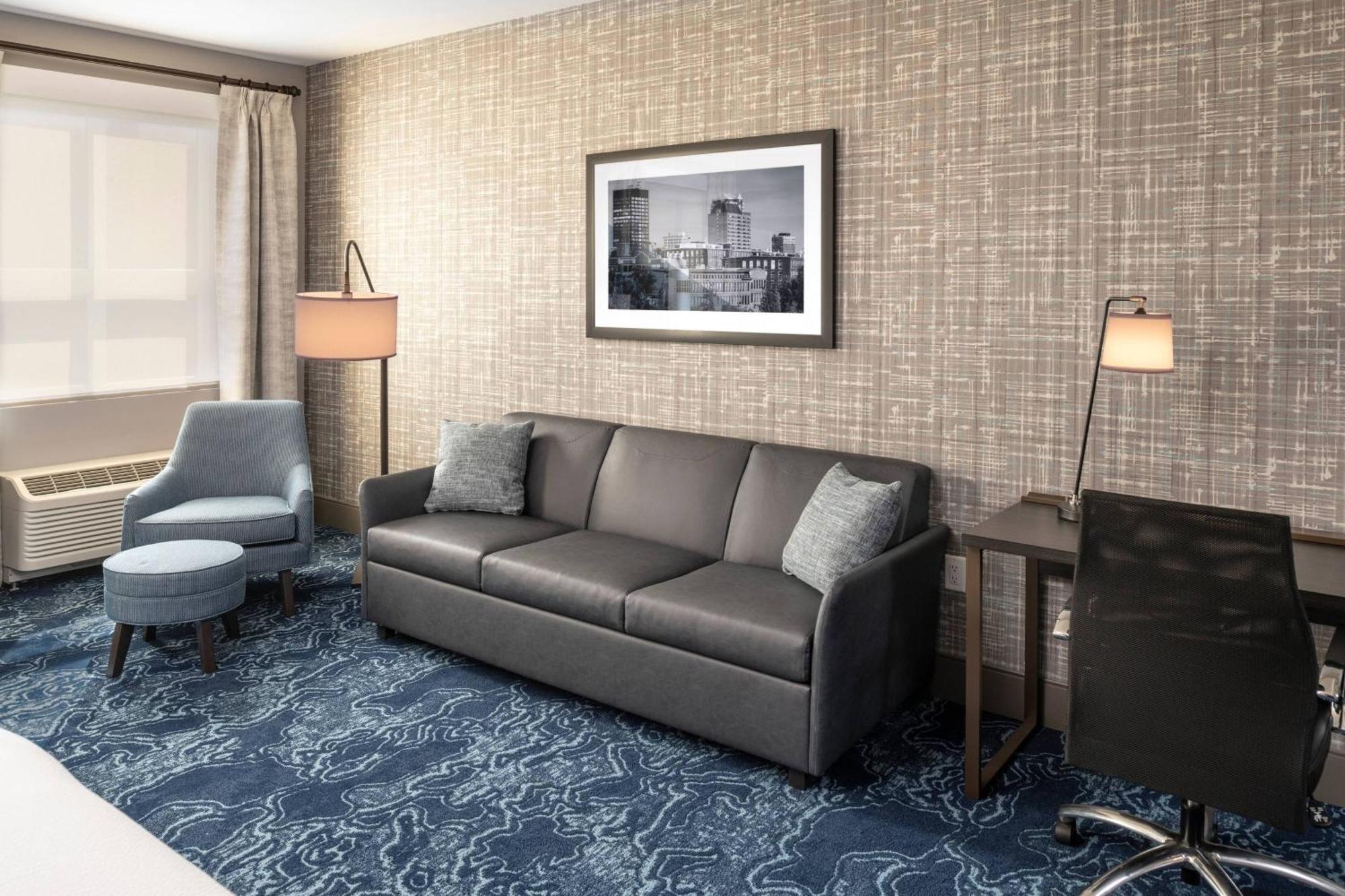 Residence Inn By Marriott Manchester Downtown Exterior photo